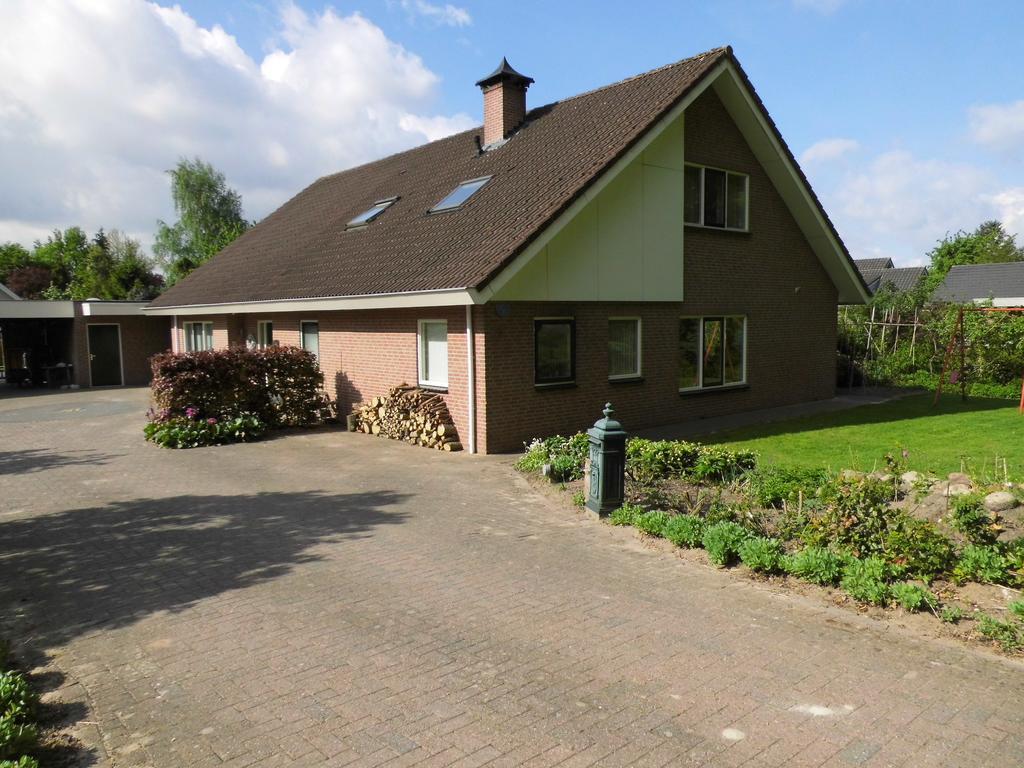 B&B Mendelts Emmen Exterior photo