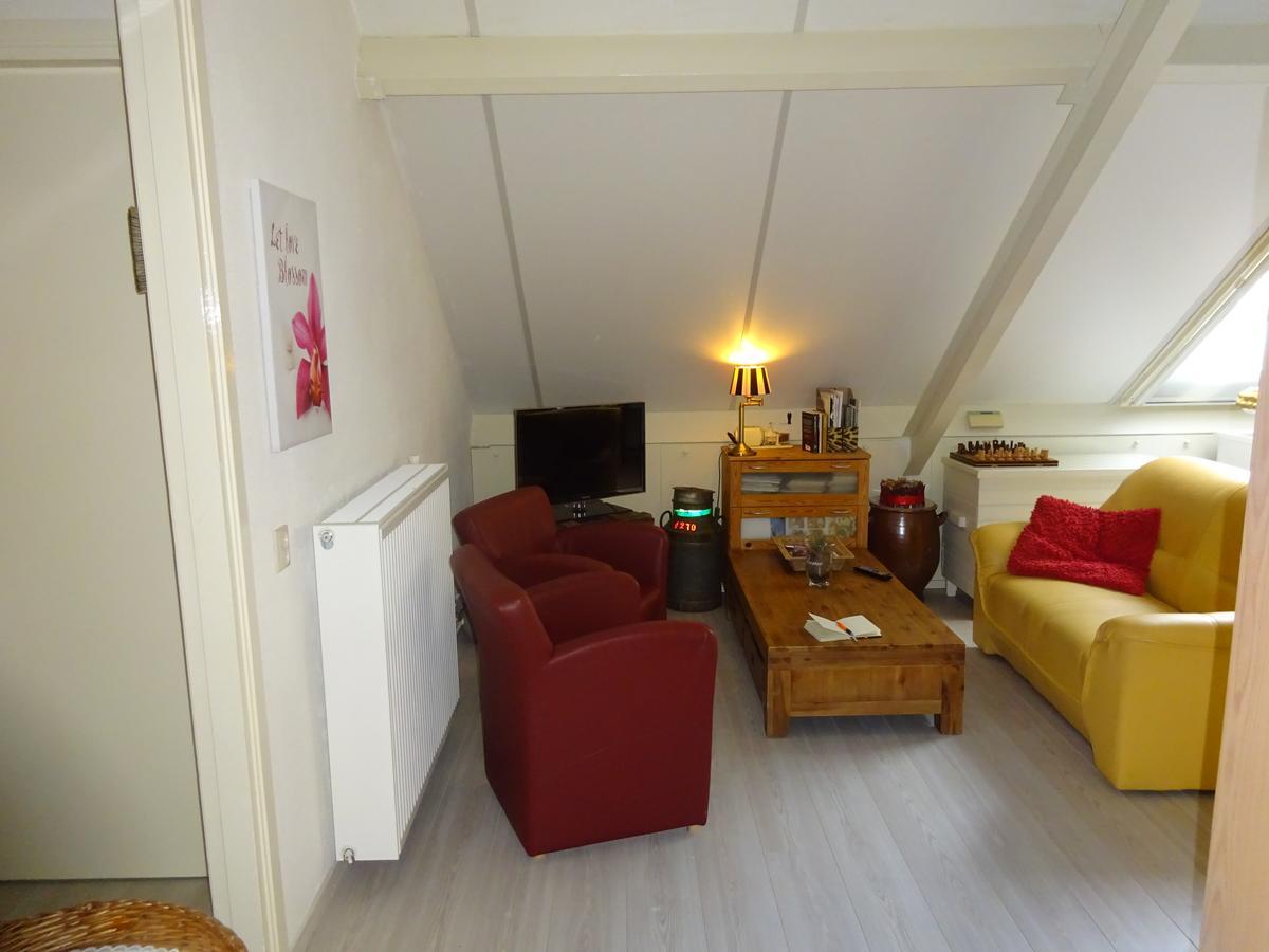 B&B Mendelts Emmen Exterior photo