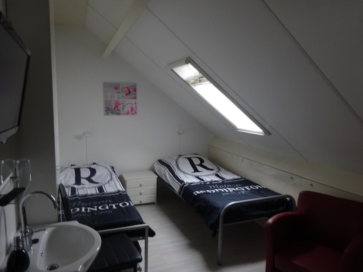 B&B Mendelts Emmen Exterior photo